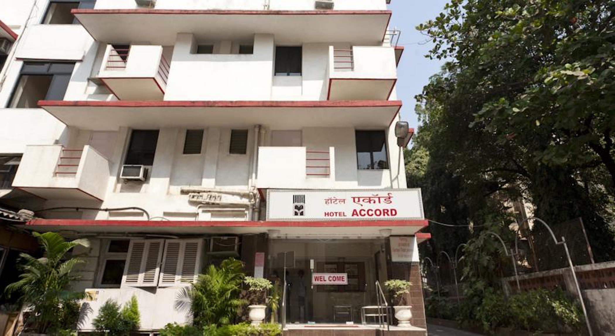 Accord Hotel Mumbai Exterior photo