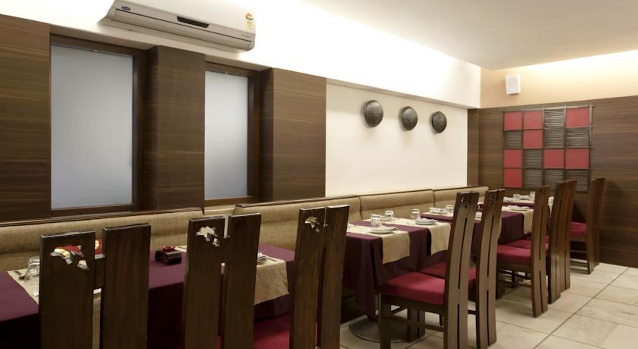 Accord Hotel Mumbai Exterior photo